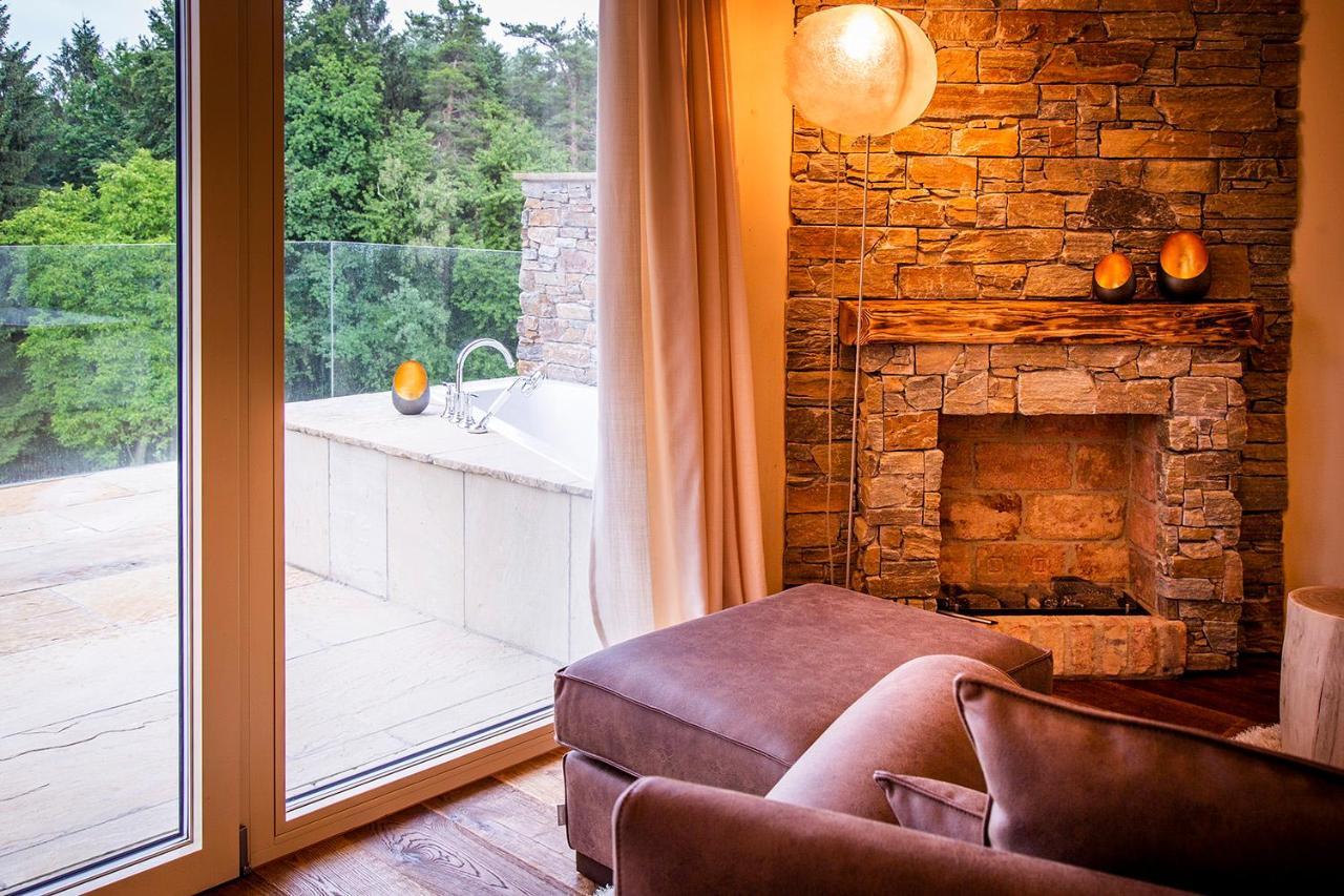 Golden Hill Country Chalets & Suites Waldschach Dış mekan fotoğraf