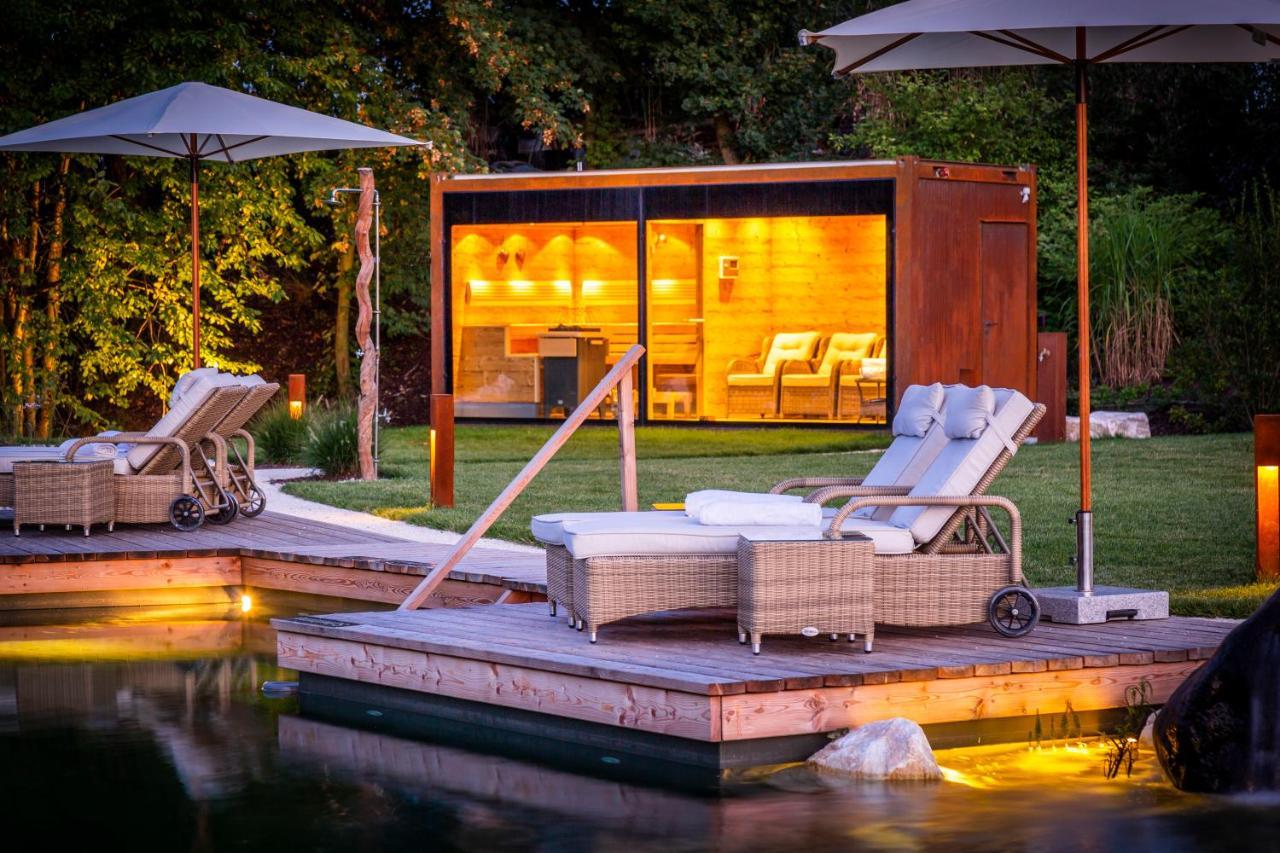 Golden Hill Country Chalets & Suites Waldschach Dış mekan fotoğraf
