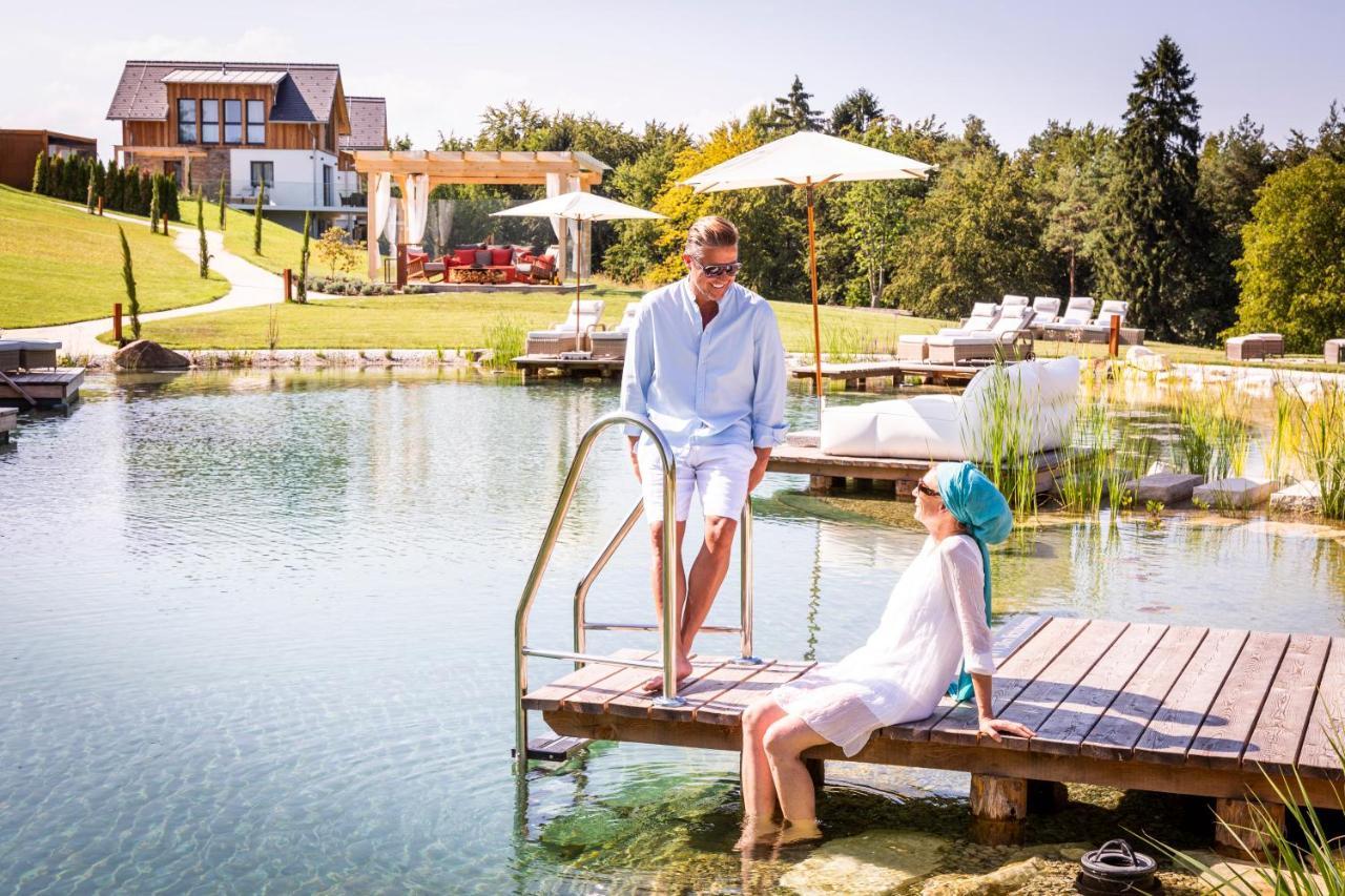 Golden Hill Country Chalets & Suites Waldschach Dış mekan fotoğraf